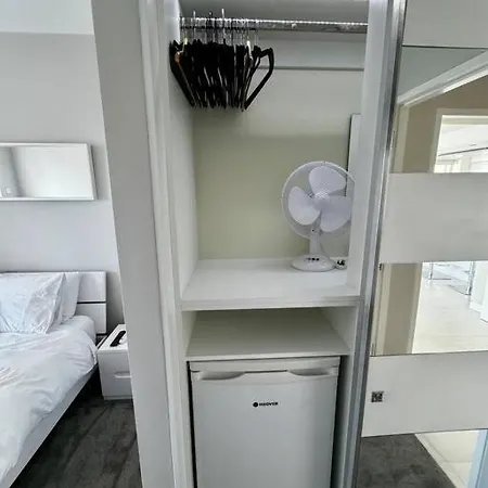 снеск Q,r-с0de First -,-modern Central Riverfront Apartment Dublin